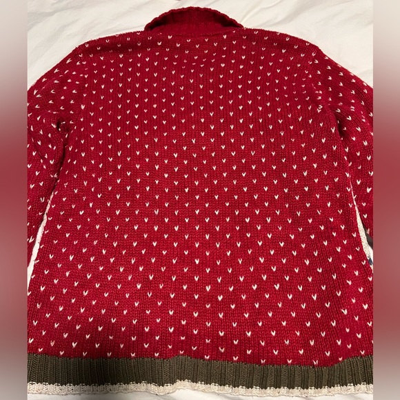 Vintage Liz Claiborne hand knit winter deer snow barn tree red Christmas sweater - Picture 4 of 5